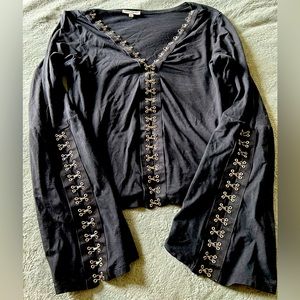 Sharagano hook & eye top